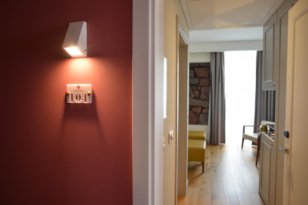 Charming Blue Hotel Vila do Porto Ngoại thất bức ảnh