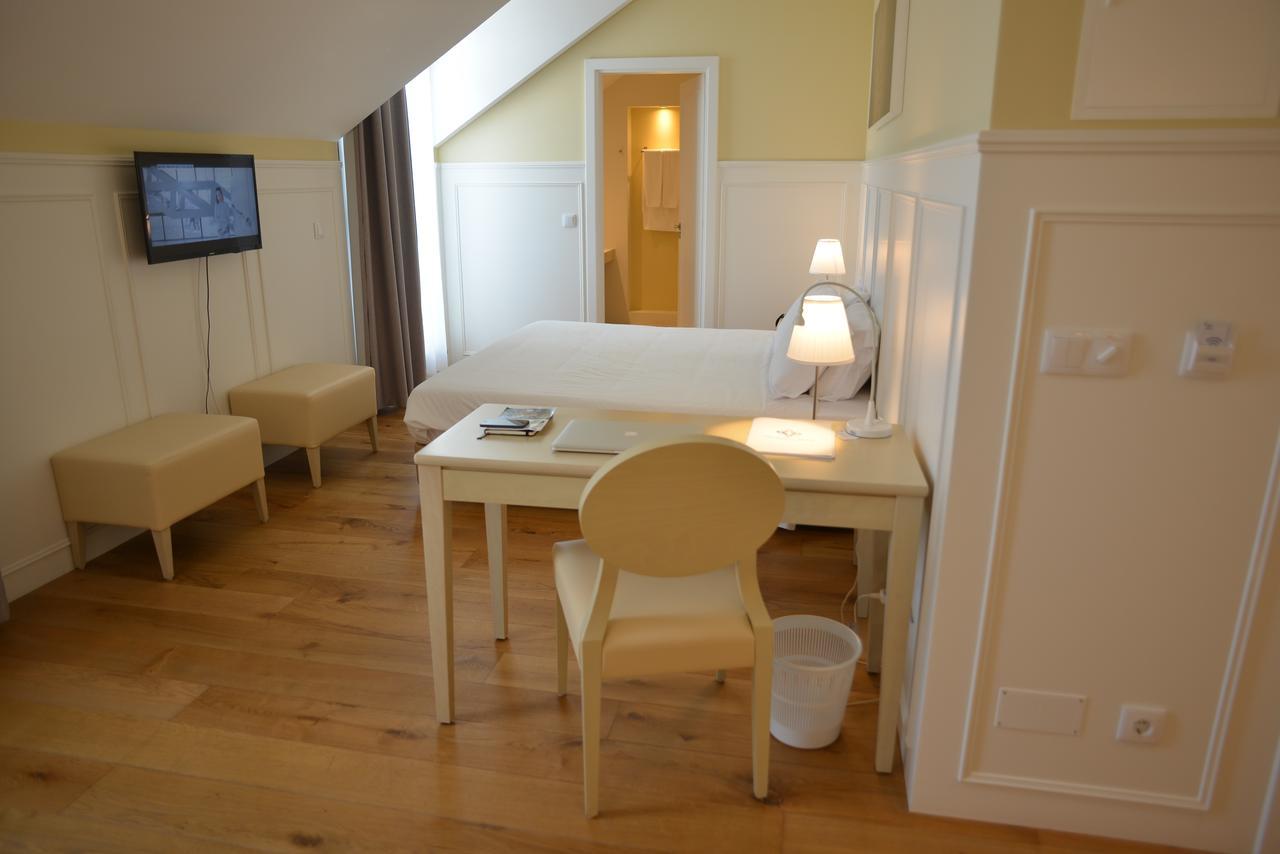 Charming Blue Hotel Vila do Porto Ngoại thất bức ảnh